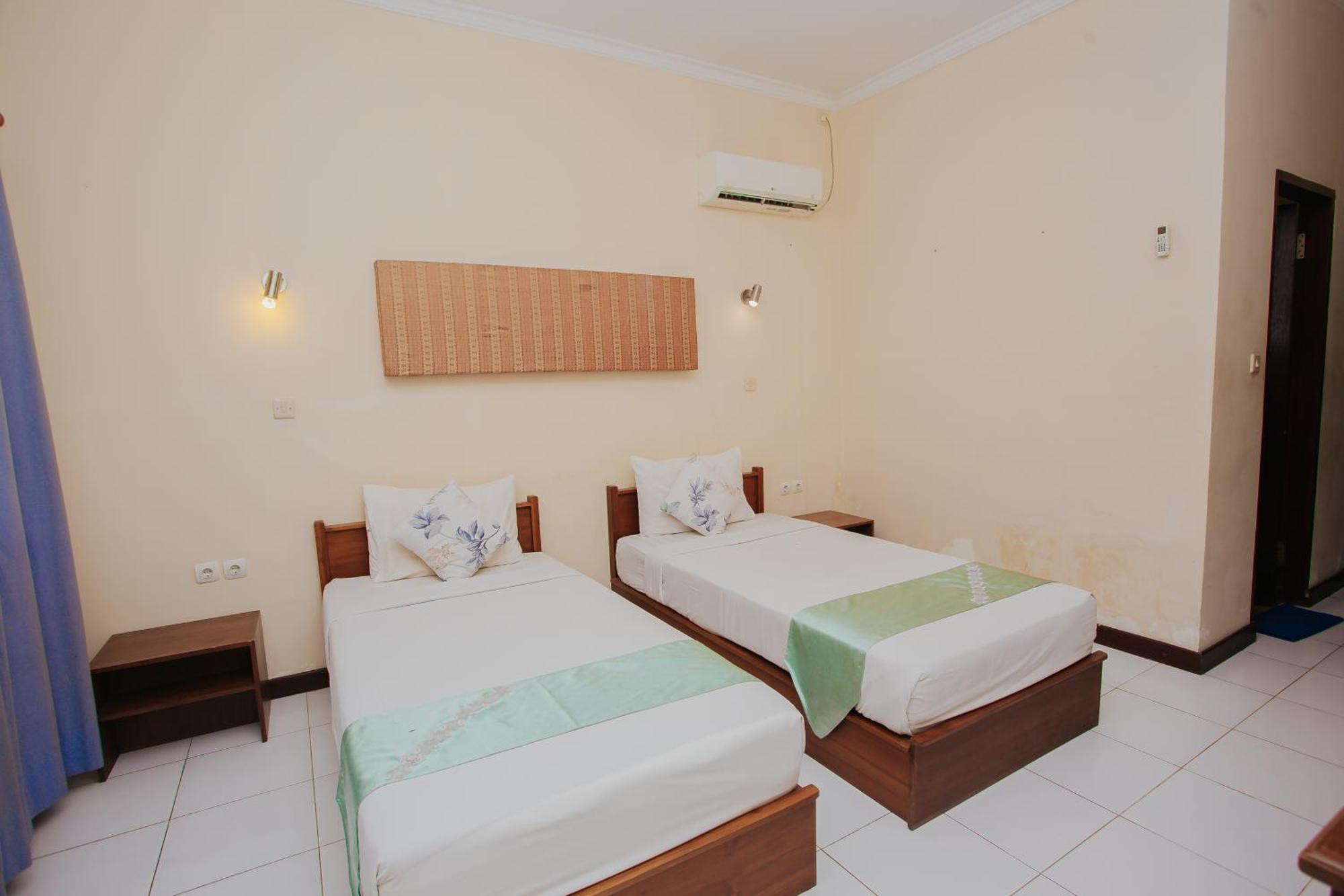 Medana Bay Marina Hotel Paloh Exterior foto