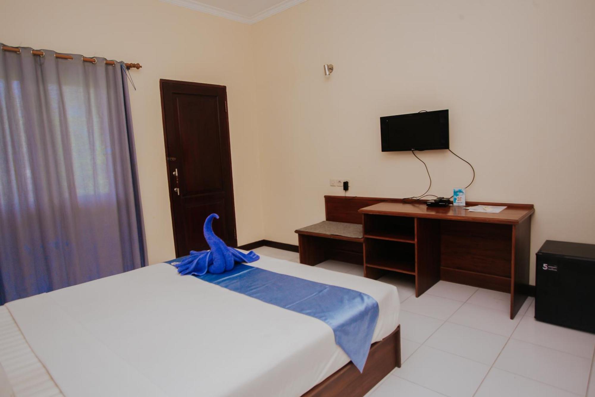 Medana Bay Marina Hotel Paloh Exterior foto