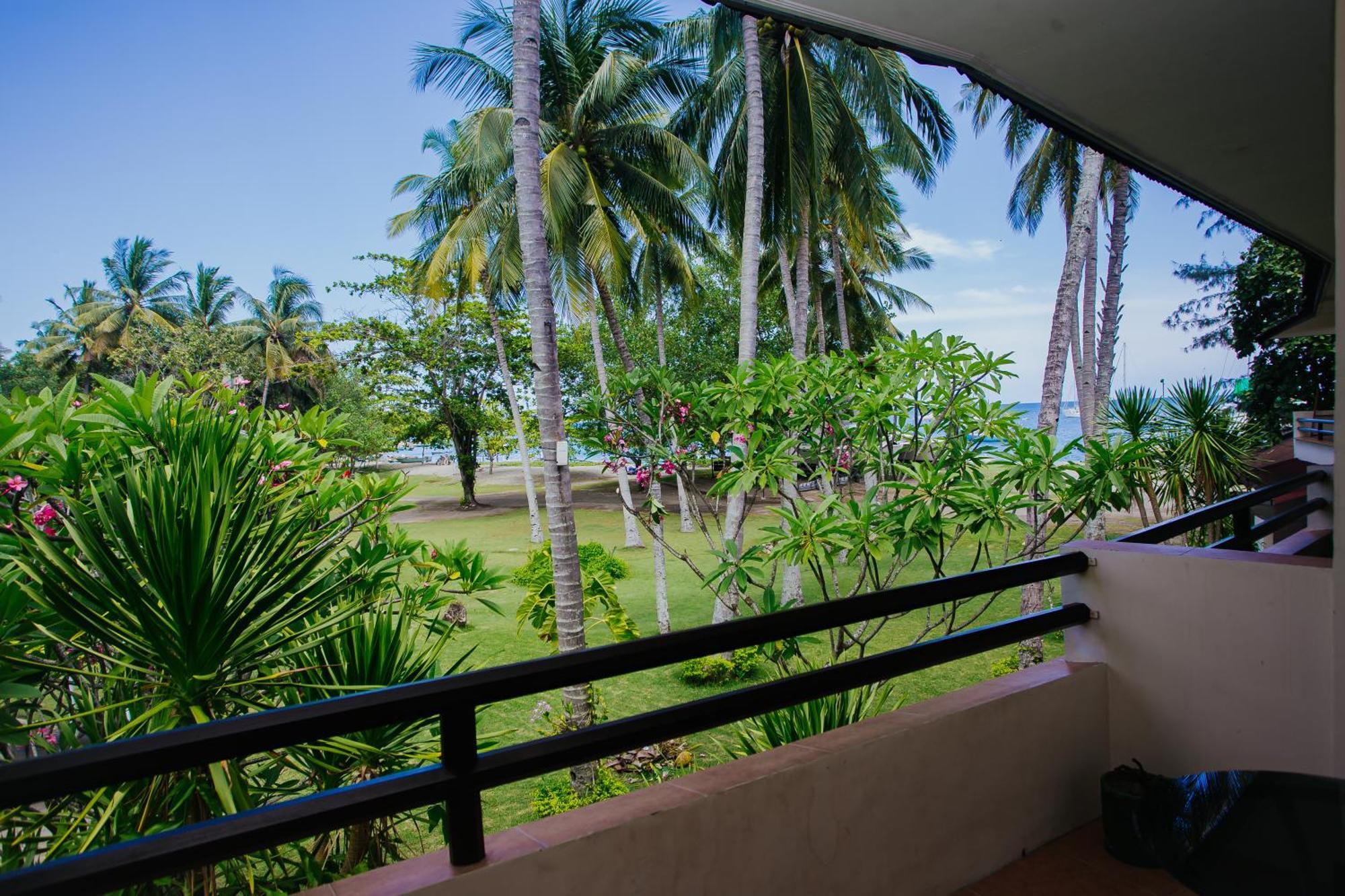 Medana Bay Marina Hotel Paloh Exterior foto
